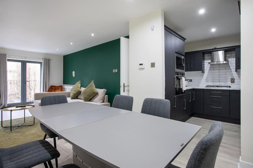 Luxury, Sleeps 6, City Centre بلفاست المظهر الخارجي الصورة