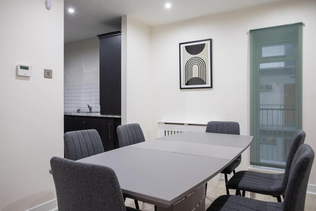 Luxury, Sleeps 6, City Centre بلفاست المظهر الخارجي الصورة