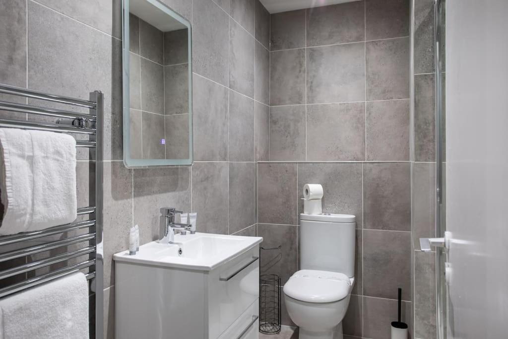 Luxury, Sleeps 6, City Centre بلفاست المظهر الخارجي الصورة