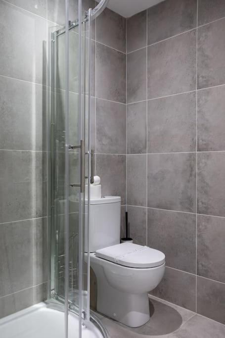 Luxury, Sleeps 6, City Centre بلفاست المظهر الخارجي الصورة