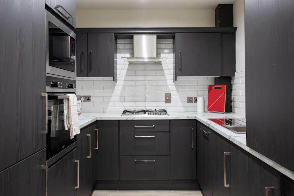 Luxury, Sleeps 6, City Centre بلفاست المظهر الخارجي الصورة